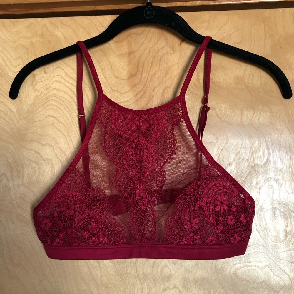 VICTORIA’S SECRET Bralette, Cranberry Red, Lace, Sheer, unlined, Valentine’s Day